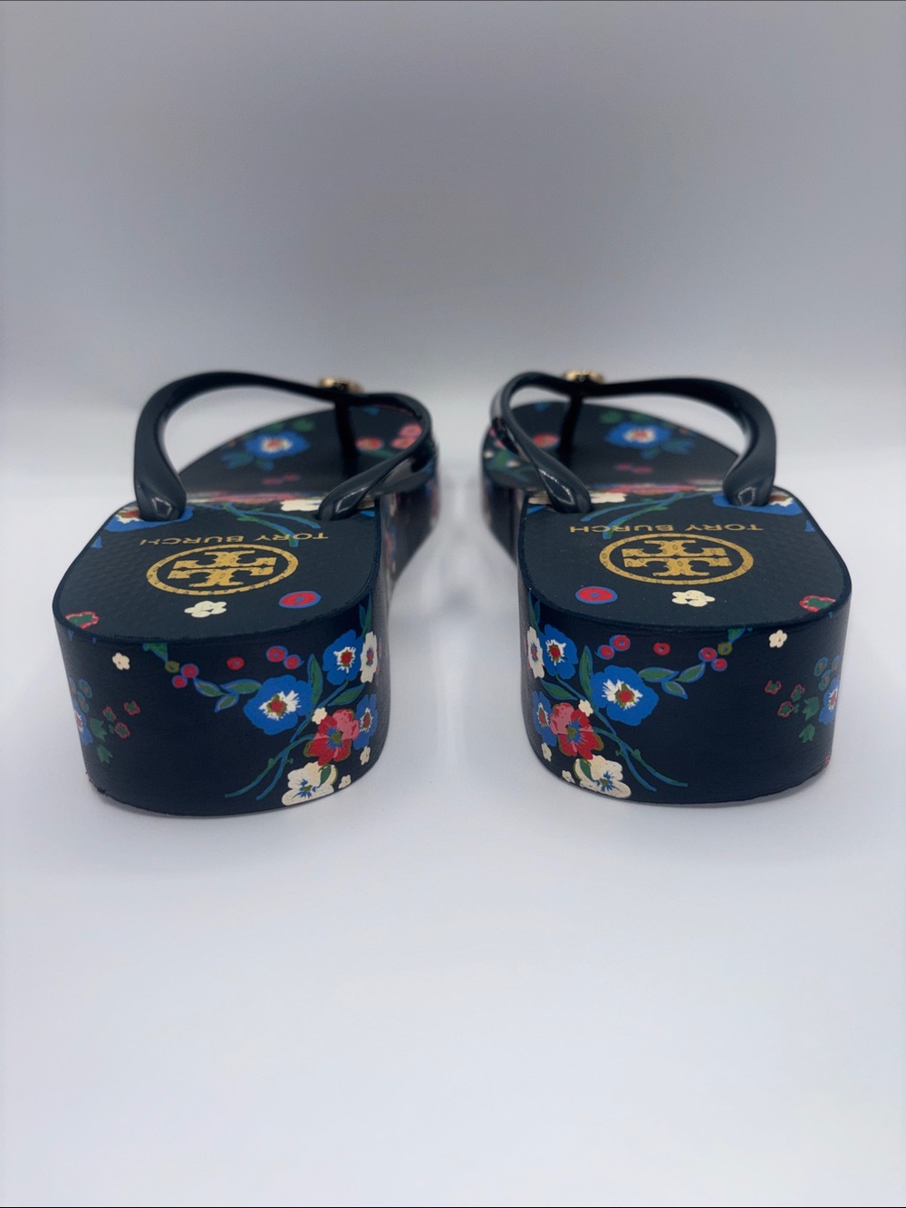 Tory Burch Navy Floral Logo Thong Sandals - Picture 5 of 9